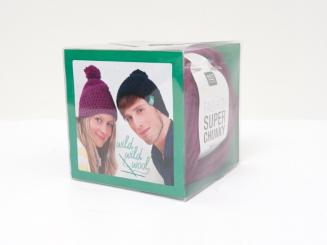 Häkelset Mütze2, Marine wild wild wool, 60% Schurwolle, 40% 