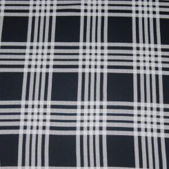 *Hella* 83% Viskose, 15% Polyester, 2% EA 