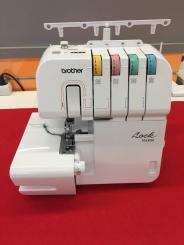 Vorführmaschine: Brother 1034DX Overlock 