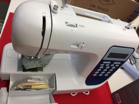 Vorführmaschine: Carina Professional Computer gesteuert 