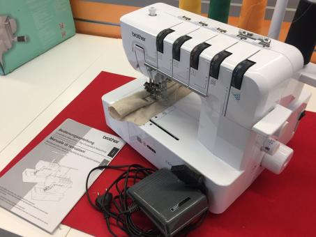 Vorführmaschine: Brother CV3550 
